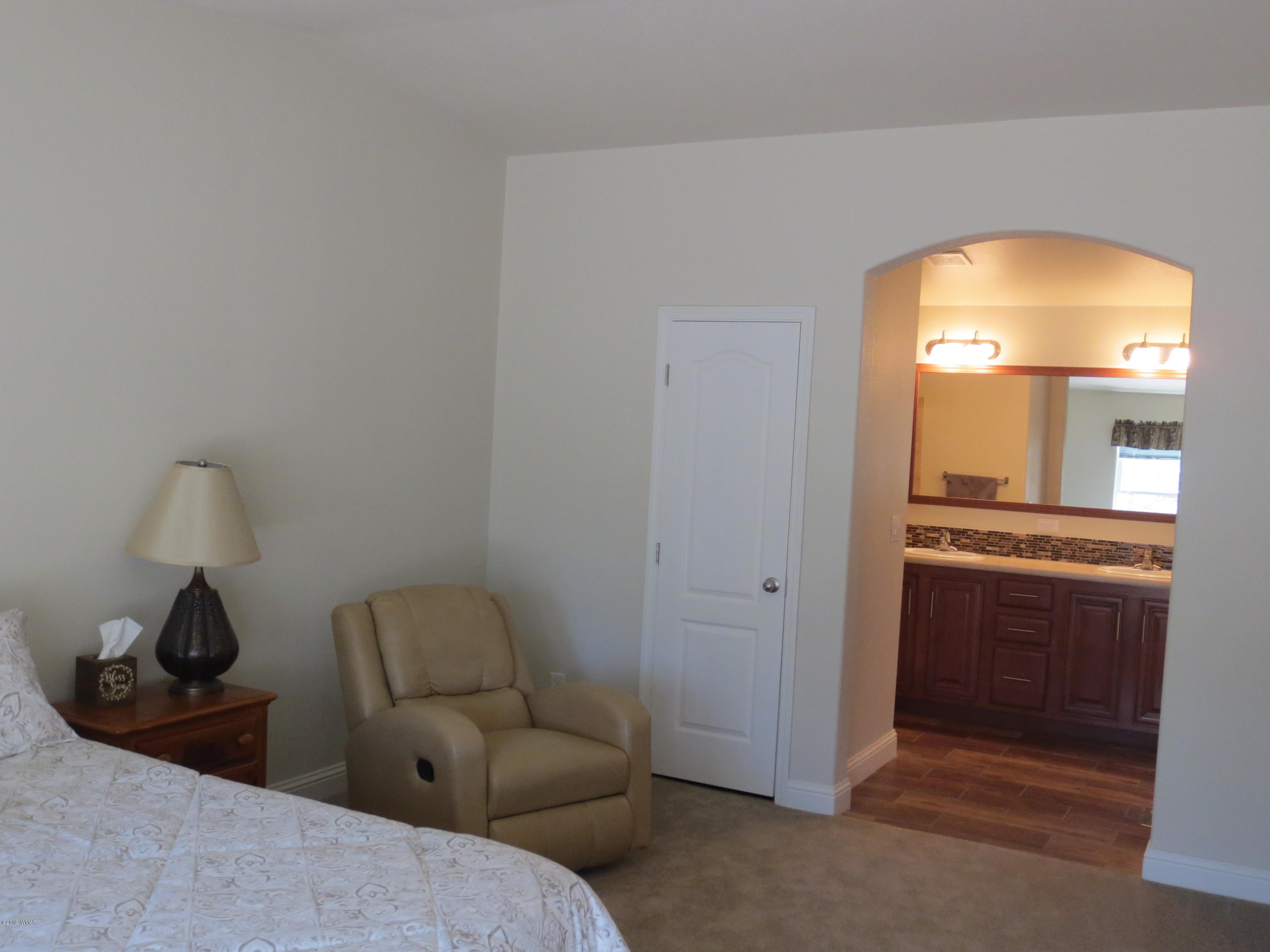 2906 Paint Pony Lane Overgaard, AZ 85933 - Photo 15 of 31