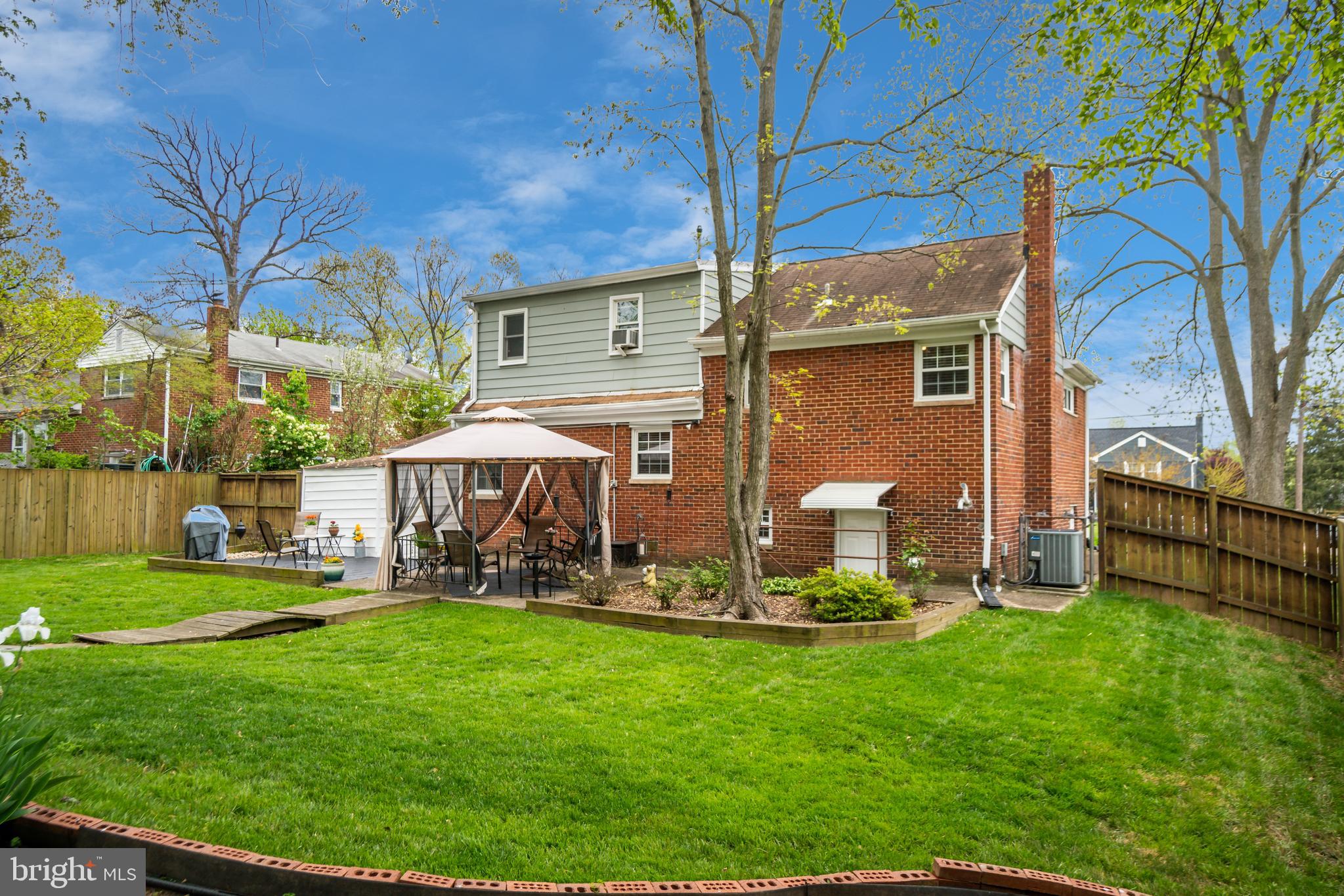 6904 Gilbert Street Springfield, VA 22150 - Photo 3 of 44