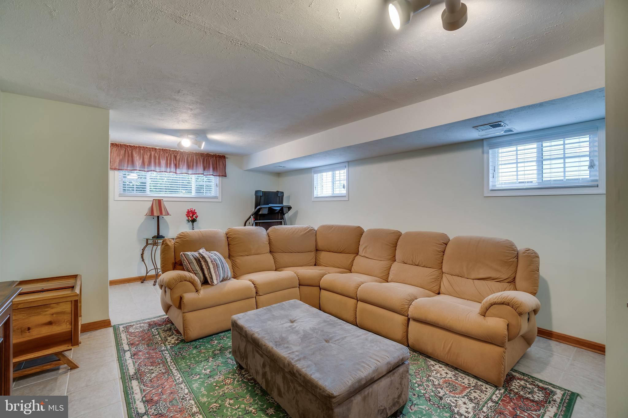 6904 Gilbert Street Springfield, VA 22150 - Photo 33 of 44
