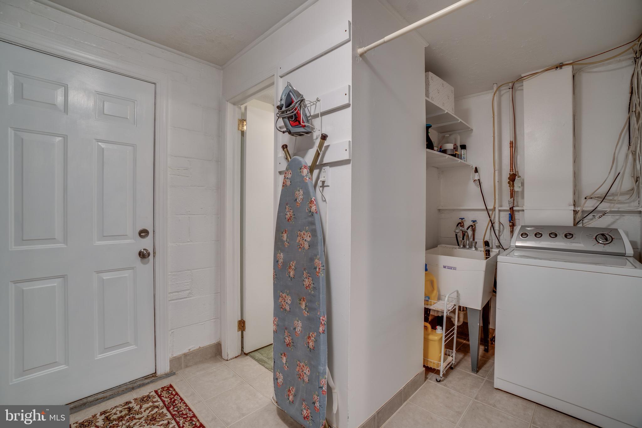 6904 Gilbert Street Springfield, VA 22150 - Photo 35 of 44