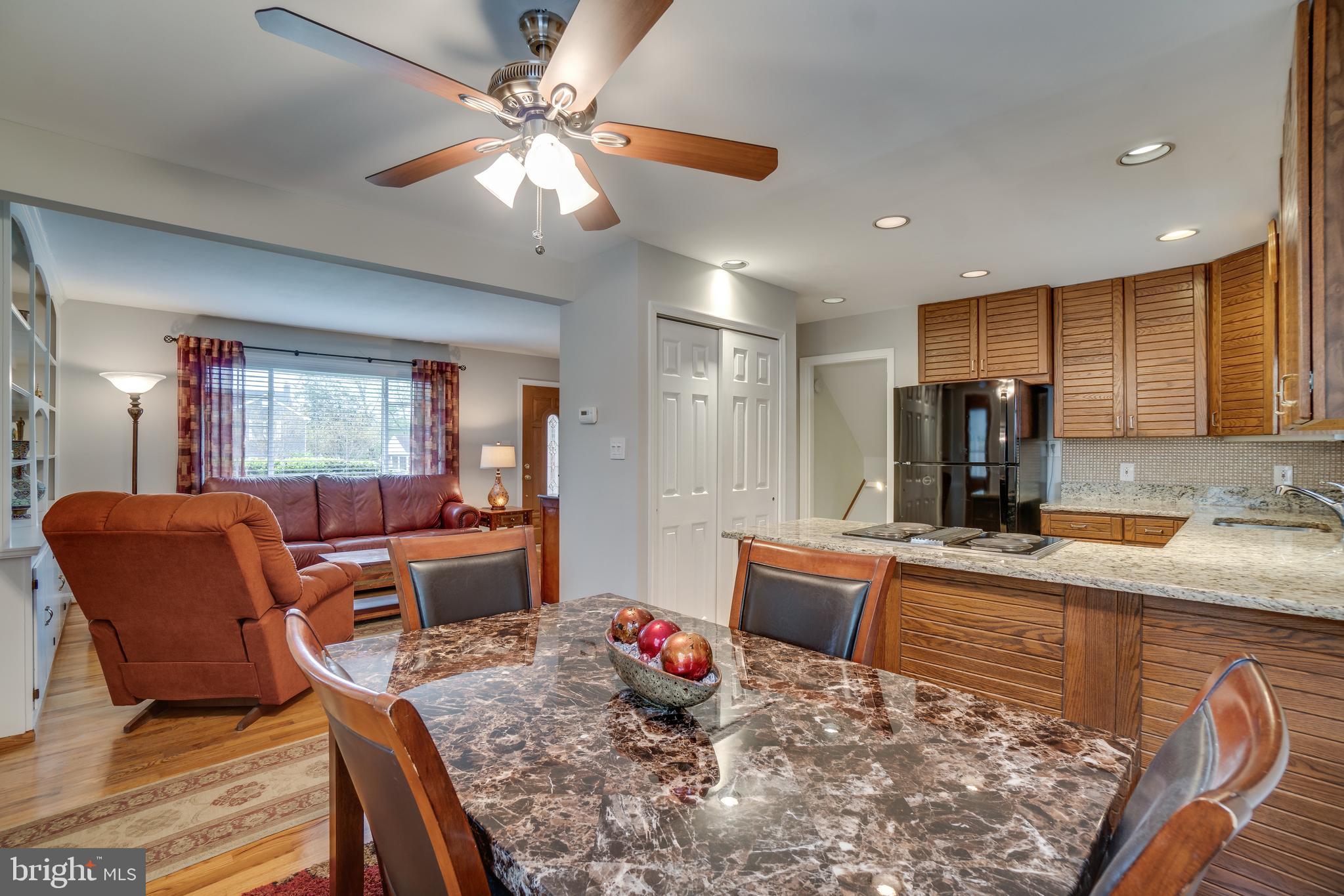 6904 Gilbert Street Springfield, VA 22150 - Photo 6 of 44