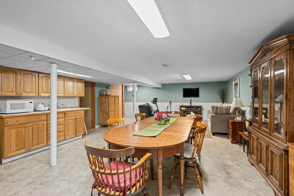 $479,000 | 827 North Gibbons Avenue, Arlington Heights, IL 60004