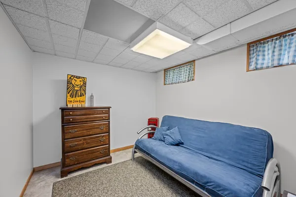 $479,000 | 827 North Gibbons Avenue, Arlington Heights, IL 60004