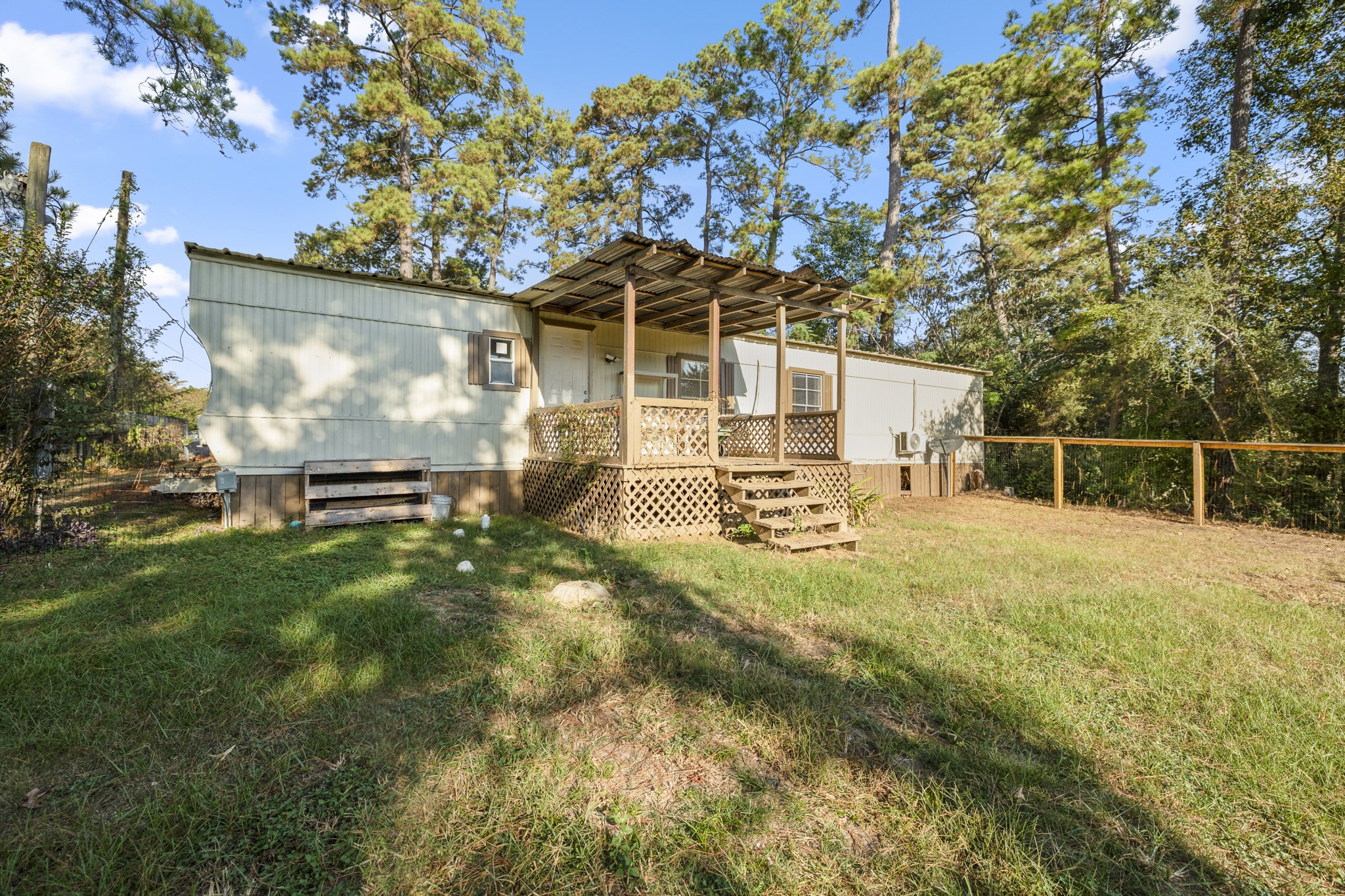 37111 Middle Trail Magnolia, TX 77354 - Photo 26 of 36 a view of a backyard