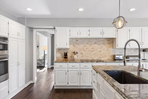 $995,000 | 9624 Wyoming Terrace, Bloomington, MN 55438