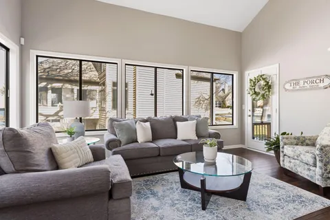 $995,000 | 9624 Wyoming Terrace, Bloomington, MN 55438