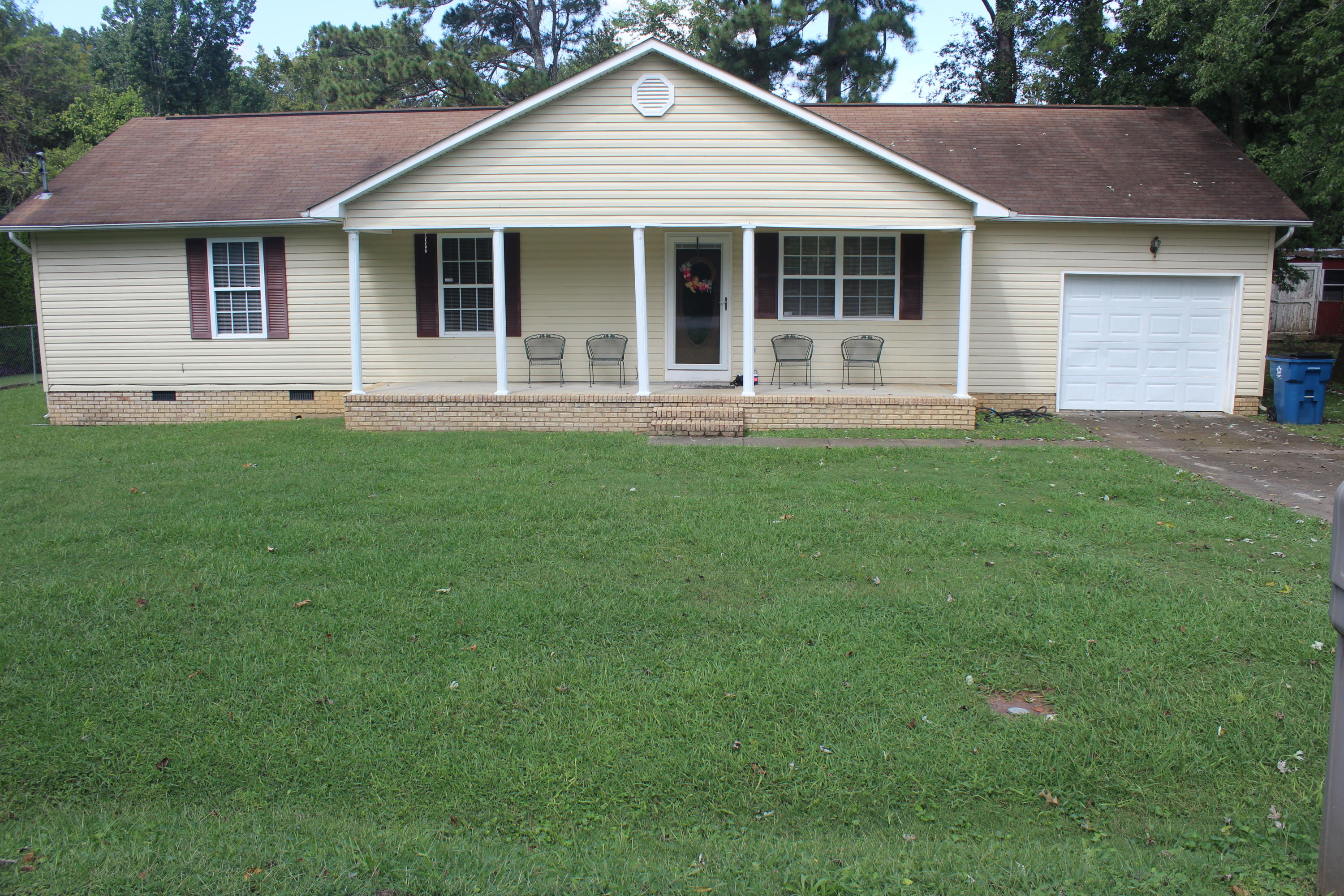 112 Ellis Road Rossville, GA 30741 - Photo 3 of 44 IMG_0208