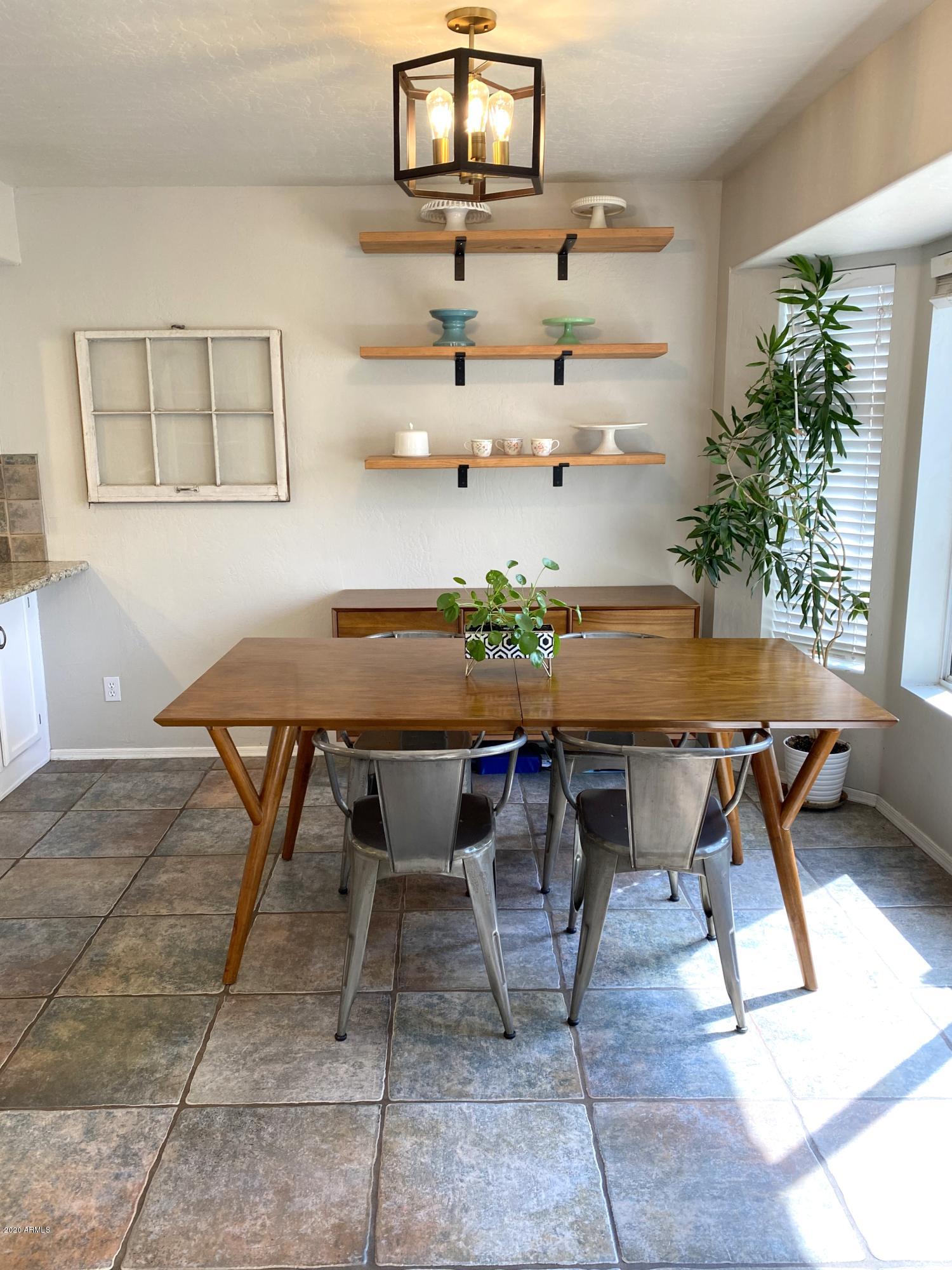 2915 East Frye Road Phoenix, AZ 85048 - Photo 8 of 41 Dining Area