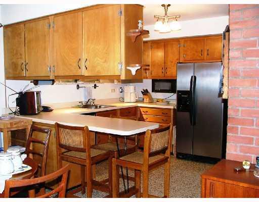 Kitchen. 