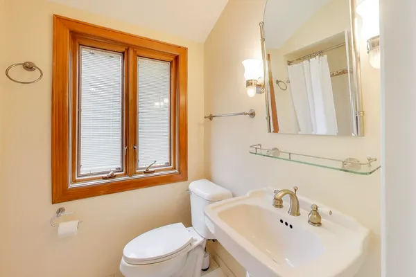 $625,000 | 6621 North Keating Avenue, Lincolnwood, IL 60712