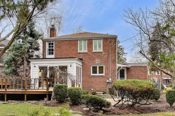 $625,000 | 6621 North Keating Avenue, Lincolnwood, IL 60712