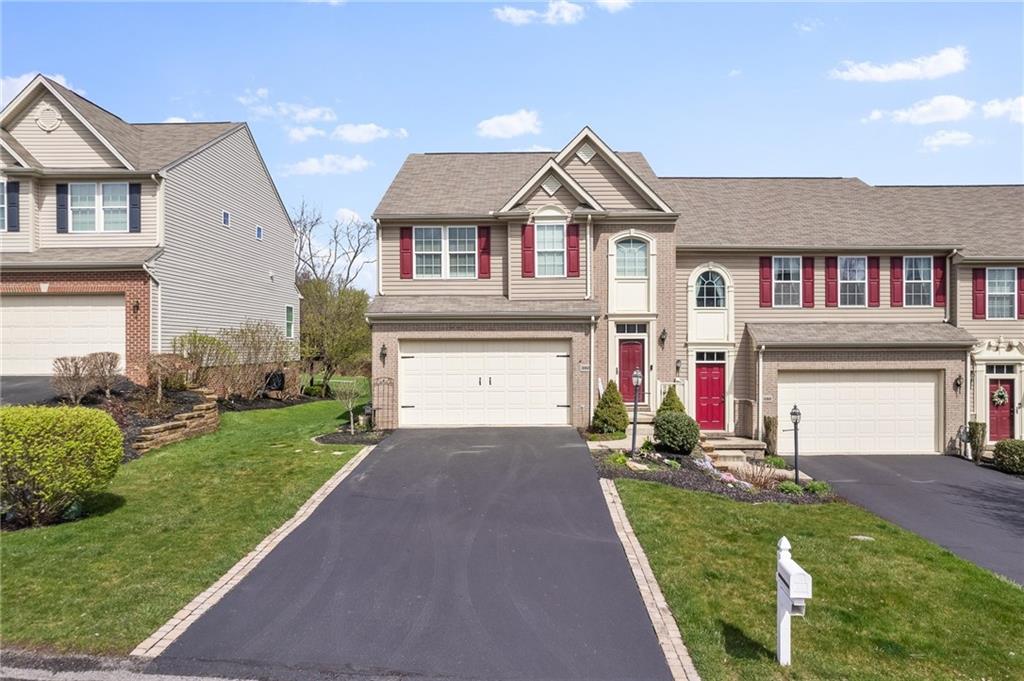 282 Maple Ridge Drive Canonsburg, PA 15317 - Photo 2 of 42 Gallery Image 2