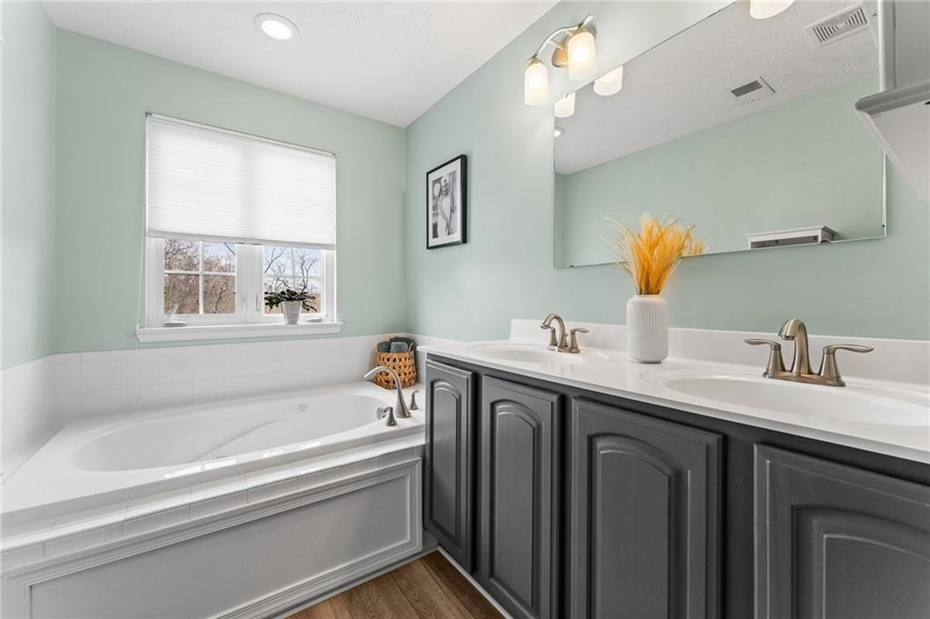 282 Maple Ridge Drive Canonsburg, PA 15317 - Photo 21 of 42 Gallery Image 21