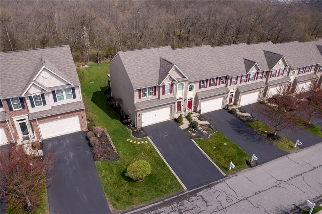 282 Maple Ridge Drive Canonsburg, PA 15317 - Photo 3 of 42 Gallery Image 3