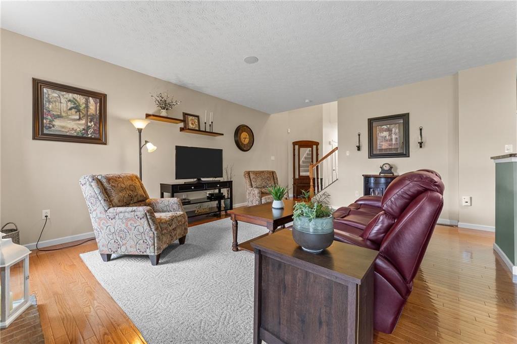 282 Maple Ridge Drive Canonsburg, PA 15317 - Photo 6 of 42 Gallery Image 6