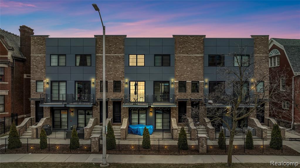 262 Mack Avenue, Unit 7 Detroit, MI 48201 - Photo 2 of 37