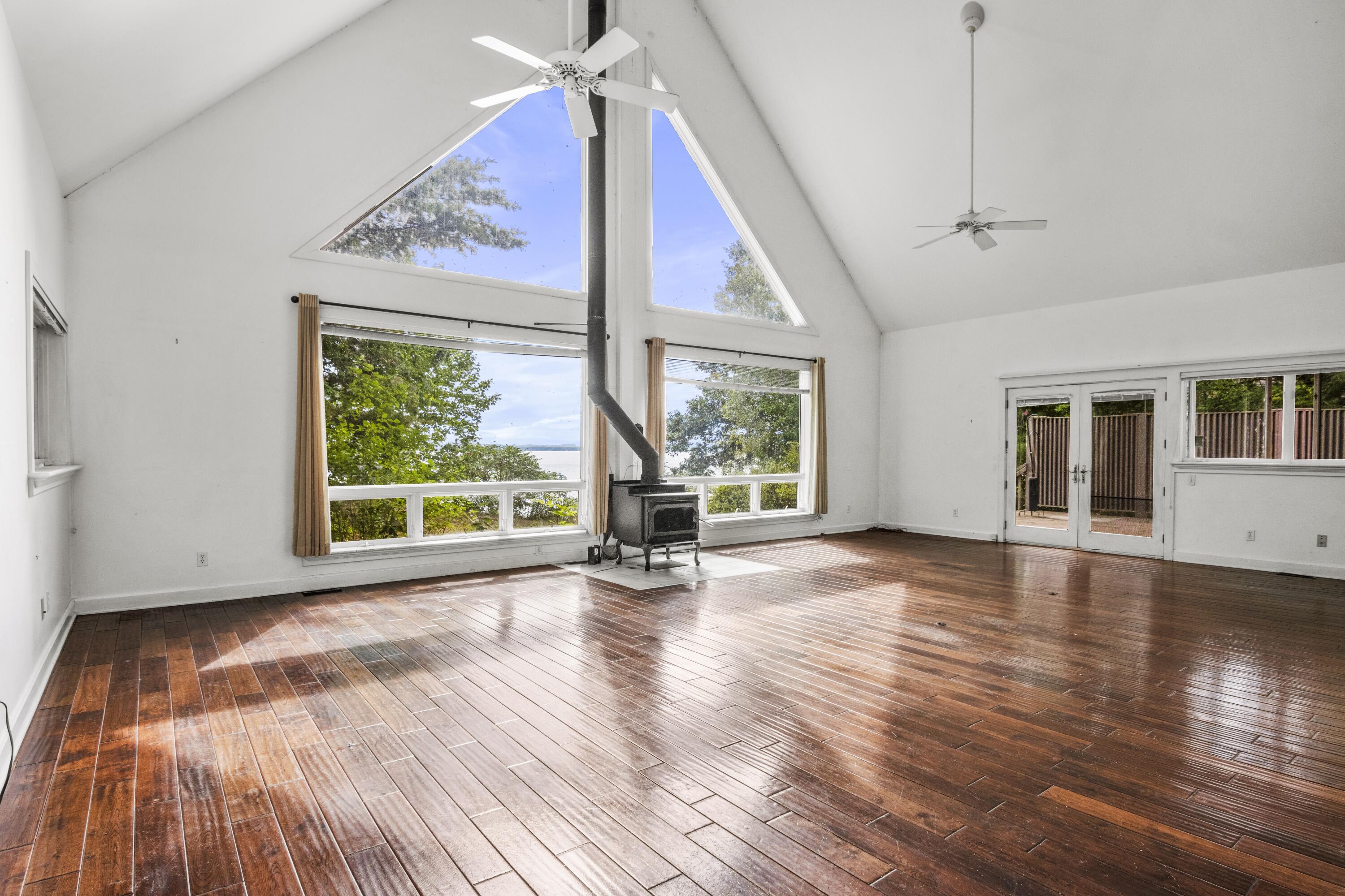 3033 South Lee Point Road Suttons Bay, MI 49682 - Photo 6 of 53 9-Scene-4 Use
