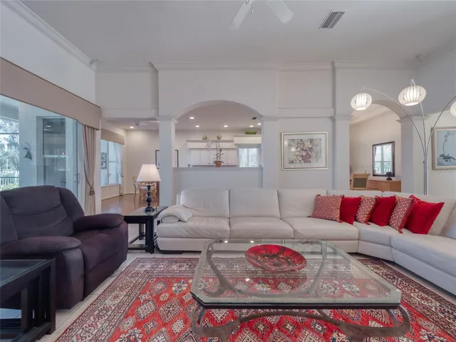 $955,000 | 6631 Waters Edge Way, Lakewood Ranch, FL 34202