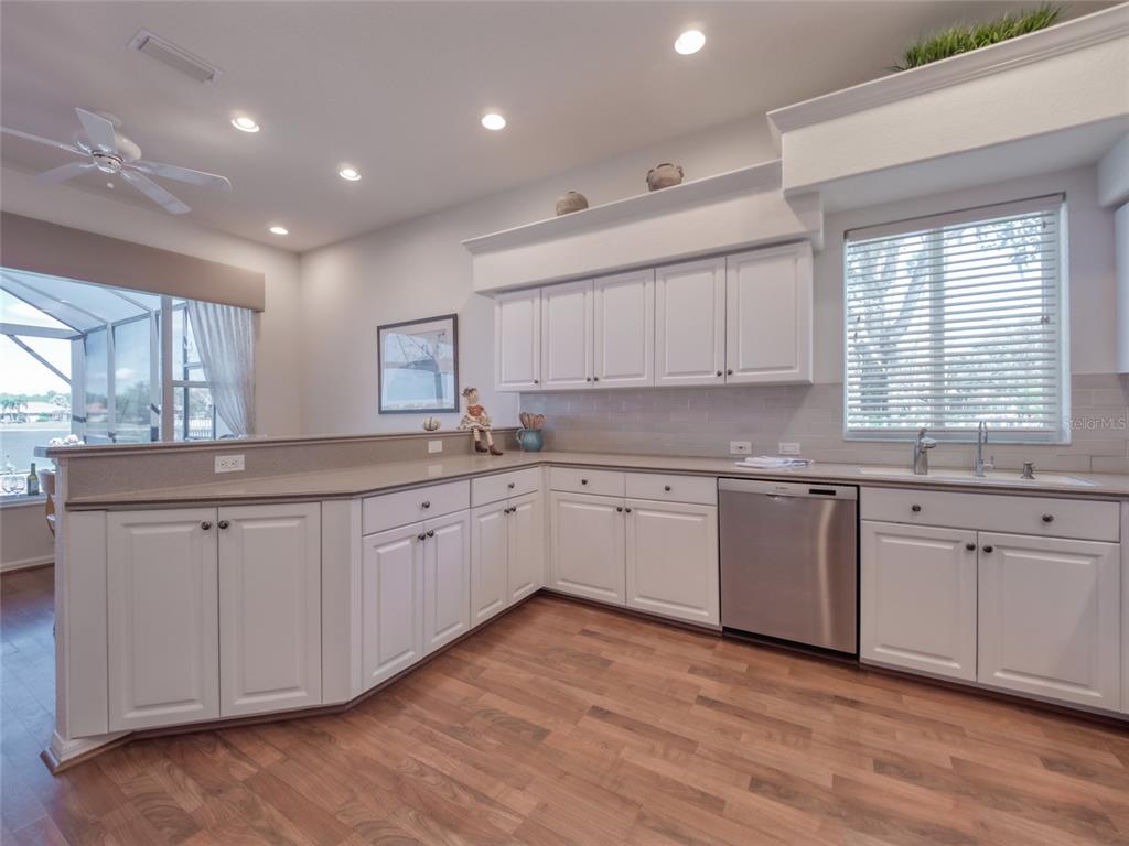 6631 Waters Edge Way Lakewood Ranch, FL 34202 - Photo 24 of 78