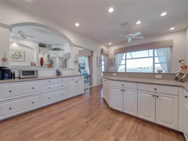 $955,000 | 6631 Waters Edge Way, Lakewood Ranch, FL 34202