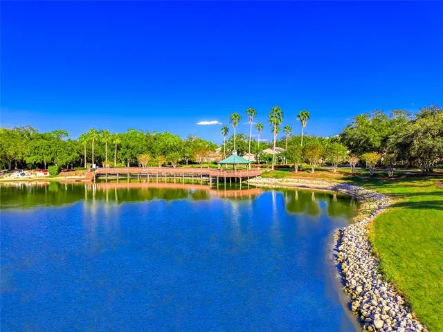 $955,000 | 6631 Waters Edge Way, Lakewood Ranch, FL 34202