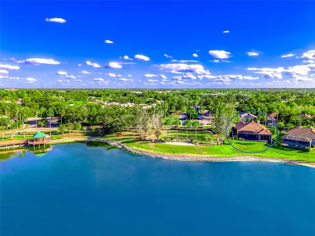$955,000 | 6631 Waters Edge Way, Lakewood Ranch, FL 34202