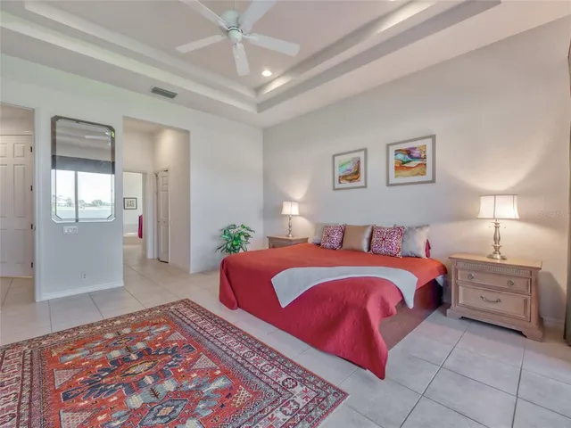 $955,000 | 6631 Waters Edge Way, Lakewood Ranch, FL 34202