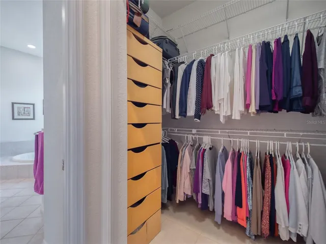 $955,000 | 6631 Waters Edge Way, Lakewood Ranch, FL 34202