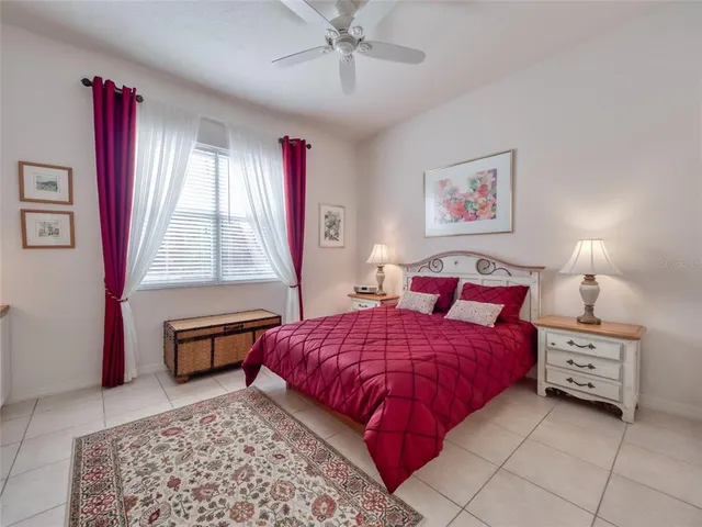 $955,000 | 6631 Waters Edge Way, Lakewood Ranch, FL 34202