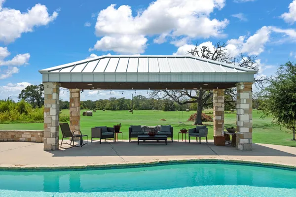 $1,399,000 | 3759 Cr 126 Bedias Tx 77831, Bedias, TX 77831