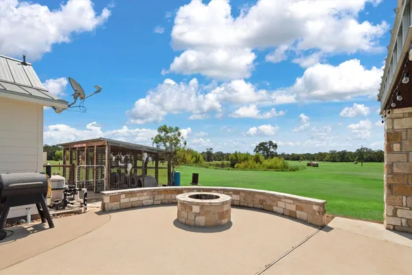 $1,399,000 | 3759 Cr 126 Bedias Tx 77831, Bedias, TX 77831