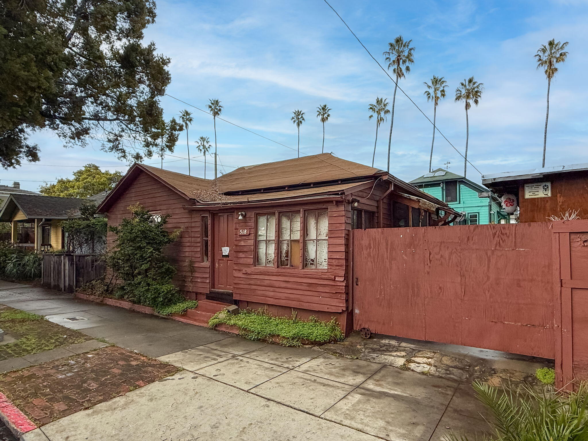 517 Brinkerhoff Avenue Santa Barbara, CA 93101 - Photo 30 of 31 518 De La Vina (exterior)