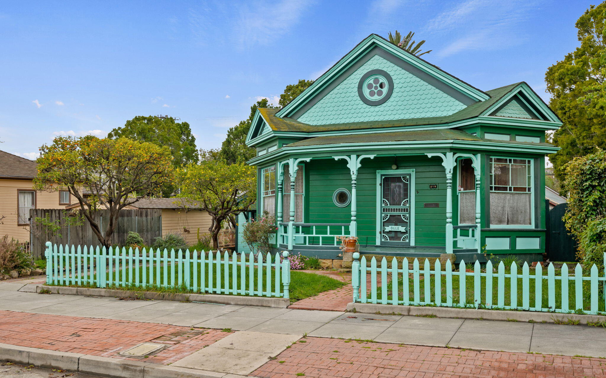 517 Brinkerhoff Avenue Santa Barbara, CA 93101 - Photo 3 of 31 Street View