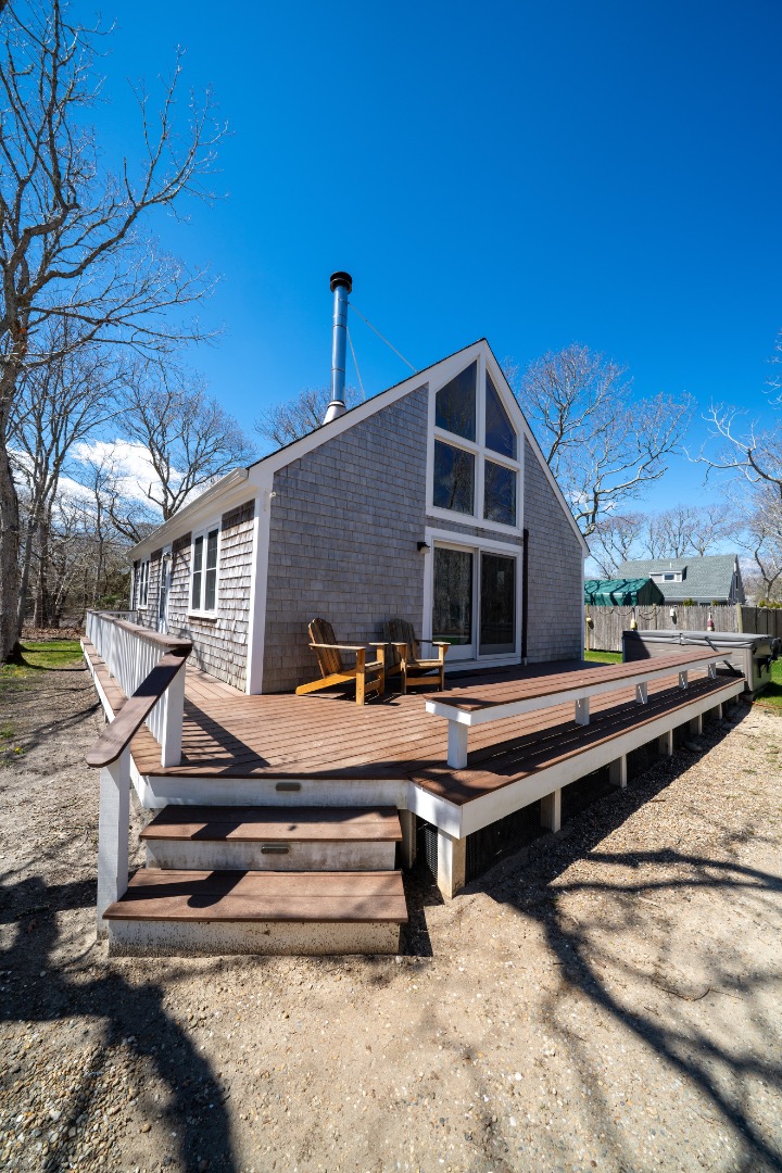 4 5th Street North Edgartown, MA 02539 - Photo 3 of 22