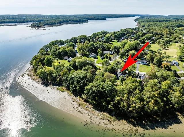 $519,000 | 36 Sunrise Terrace, Thomaston, ME 04861