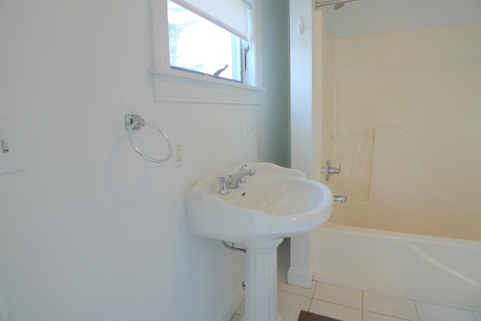 83 Main Street, Unit 2B Exeter, NH 03833 - Photo 16 of 17