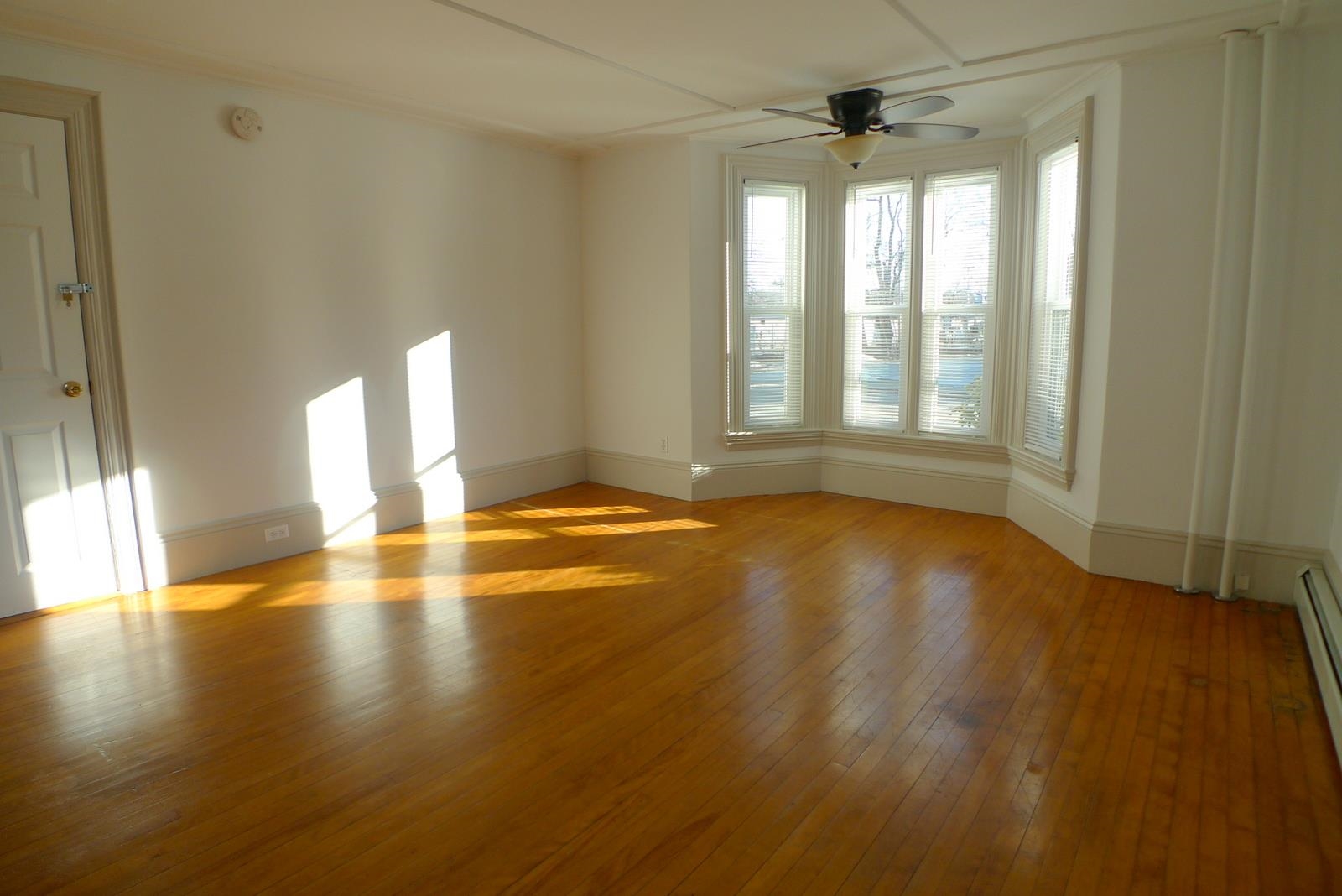 83 Main Street, Unit 2B Exeter, NH 03833 - Photo 5 of 17