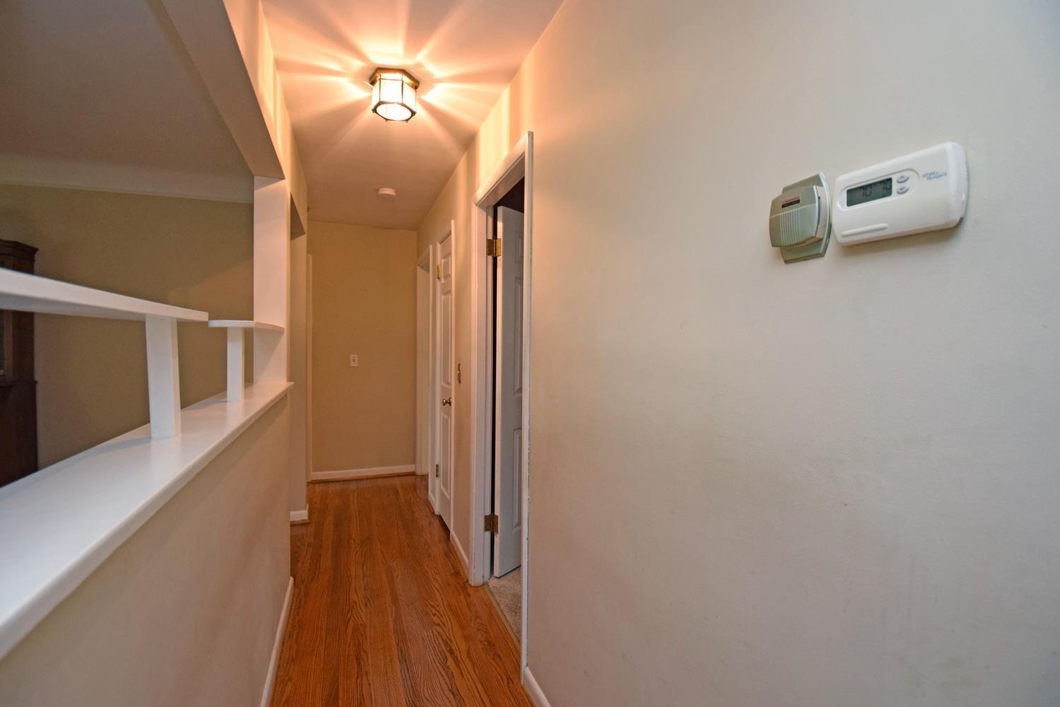 1047 Markley Road Cincinnati, OH 45230 - Photo 11 of 50