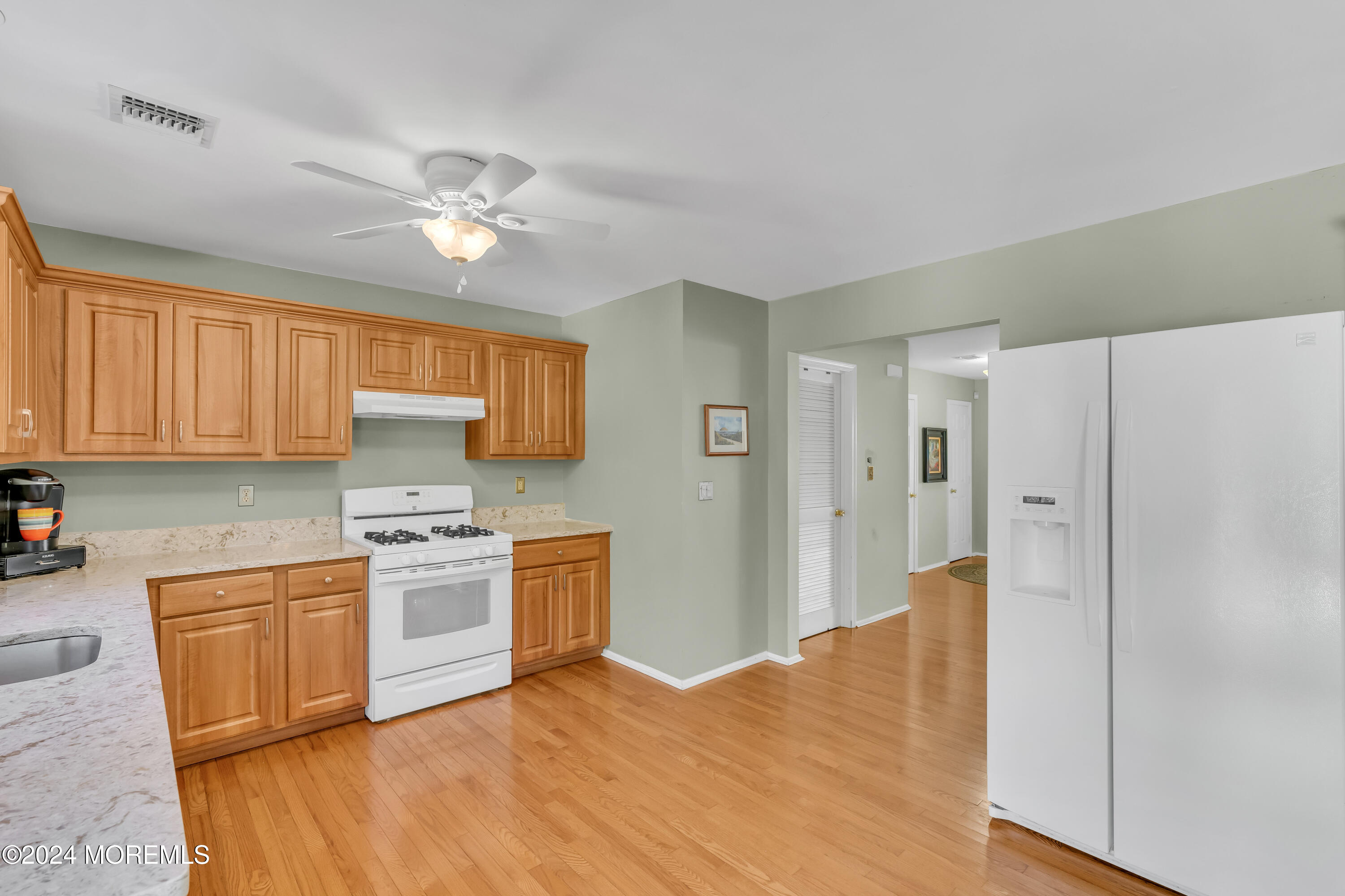 17 Roe Lane Howell, NJ 07731 - Photo 16 of 35 025_dsc00126_969