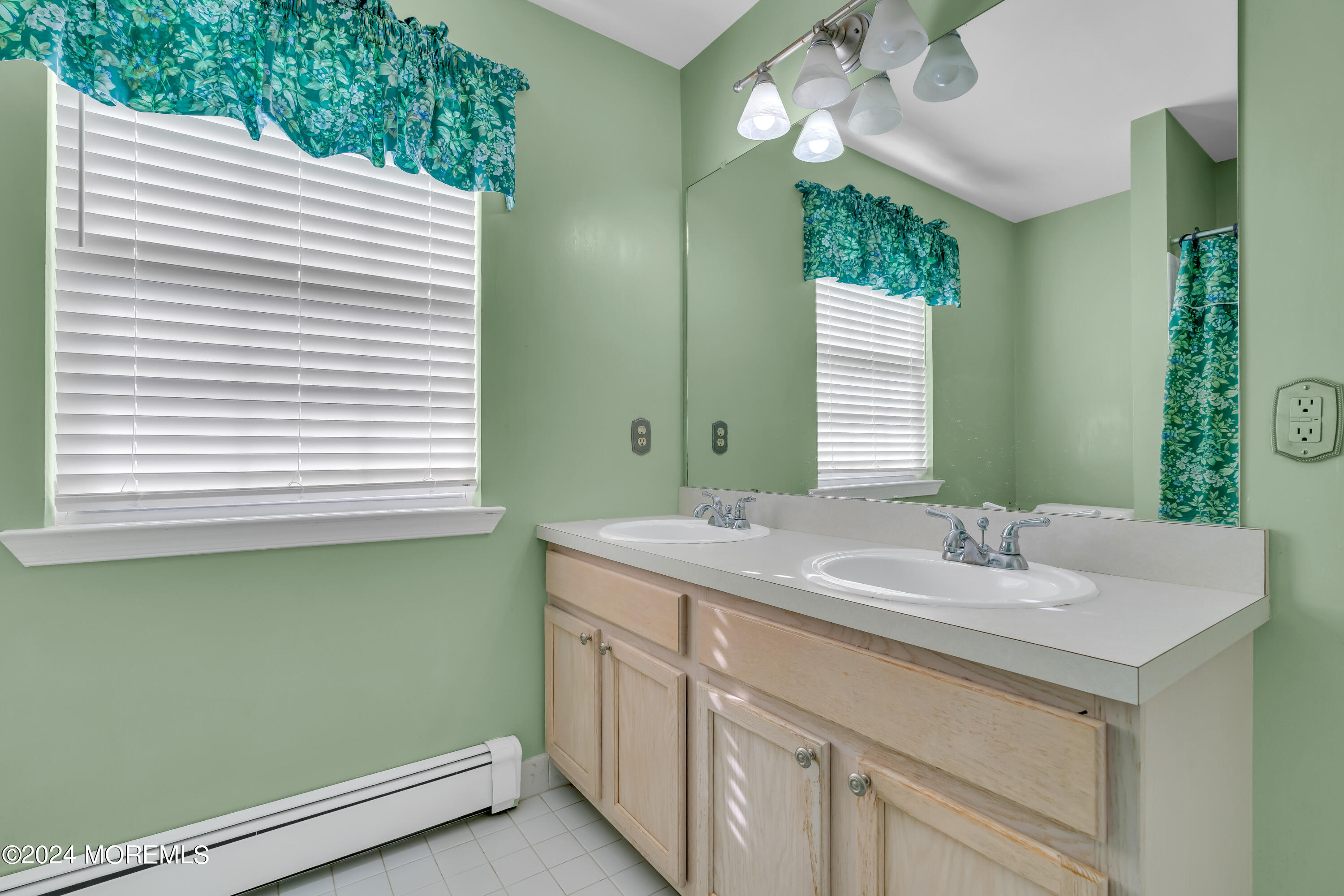 17 Roe Lane Howell, NJ 07731 - Photo 25 of 35 036_dsc00181_263