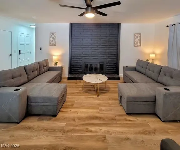 $3,795 | 3113 Black Forest Drive, Las Vegas, NV 89102