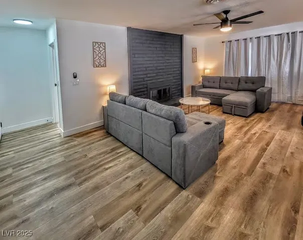 $3,795 | 3113 Black Forest Drive, Las Vegas, NV 89102