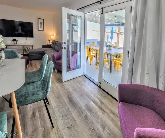 $3,795 | 3113 Black Forest Drive, Las Vegas, NV 89102