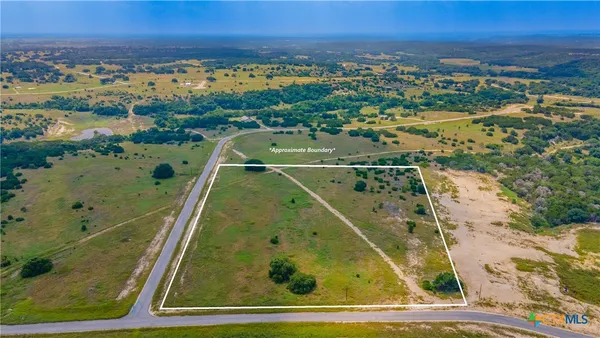 $325,000 | 286 Grand Canyon Drive, Oglesby, TX 76561
