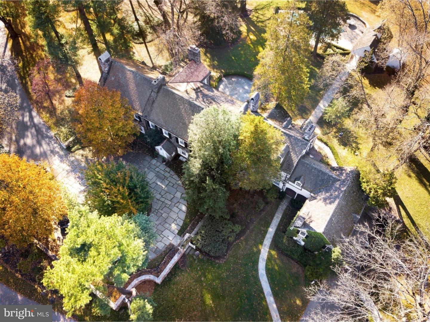 1746 Mt Pleasant Road Villanova, PA 19085 - Photo 2 of 25
