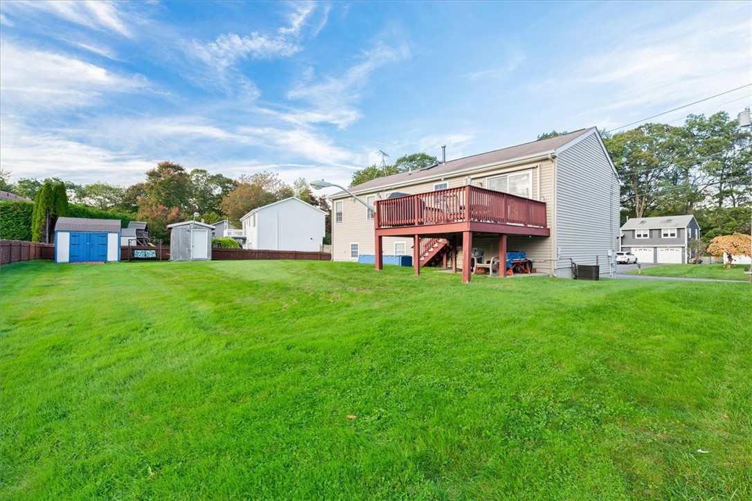 80 Tomahawk Trail Cranston, RI 02921 - Photo 11 of 44