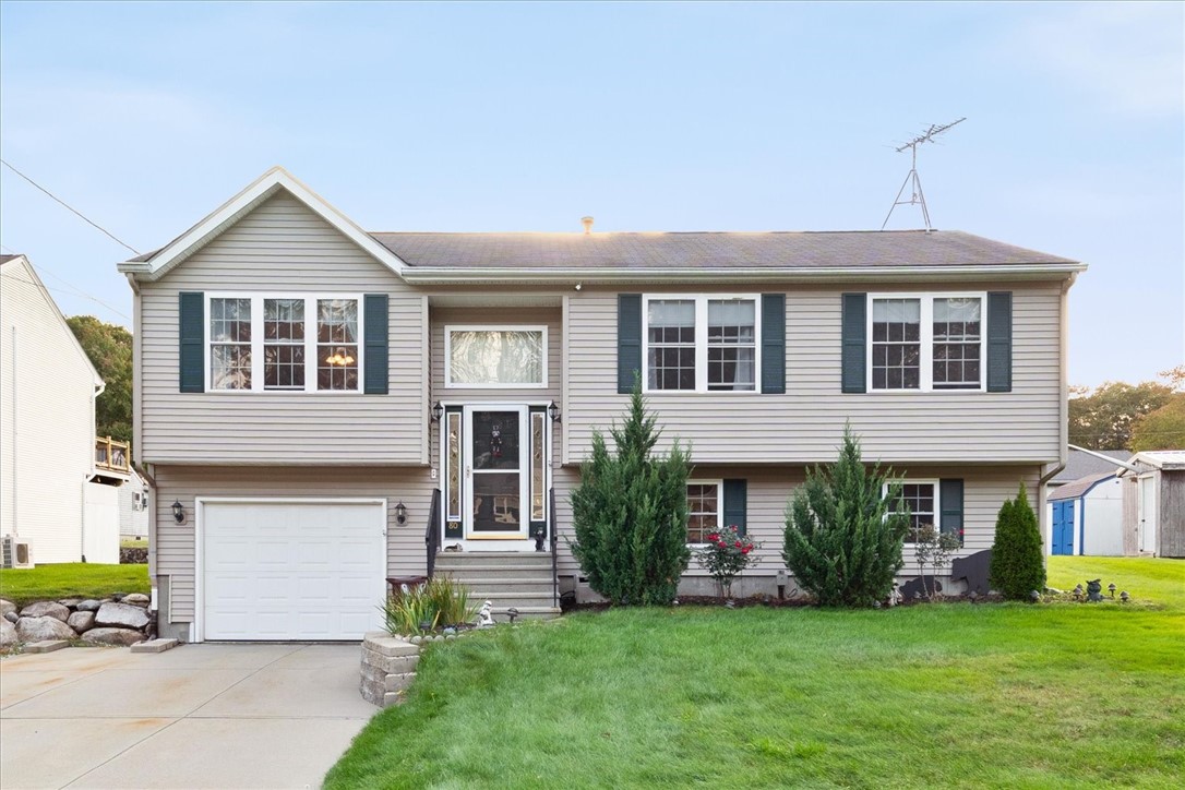 80 Tomahawk Trail Cranston, RI 02921 - Photo 2 of 44