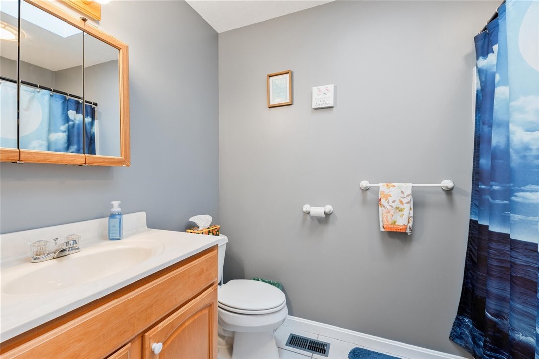 80 Tomahawk Trail Cranston, RI 02921 - Photo 27 of 44