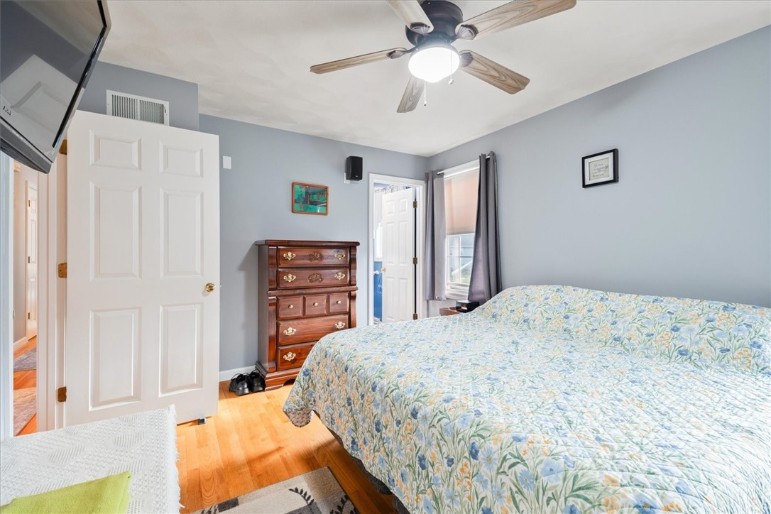 80 Tomahawk Trail Cranston, RI 02921 - Photo 29 of 44