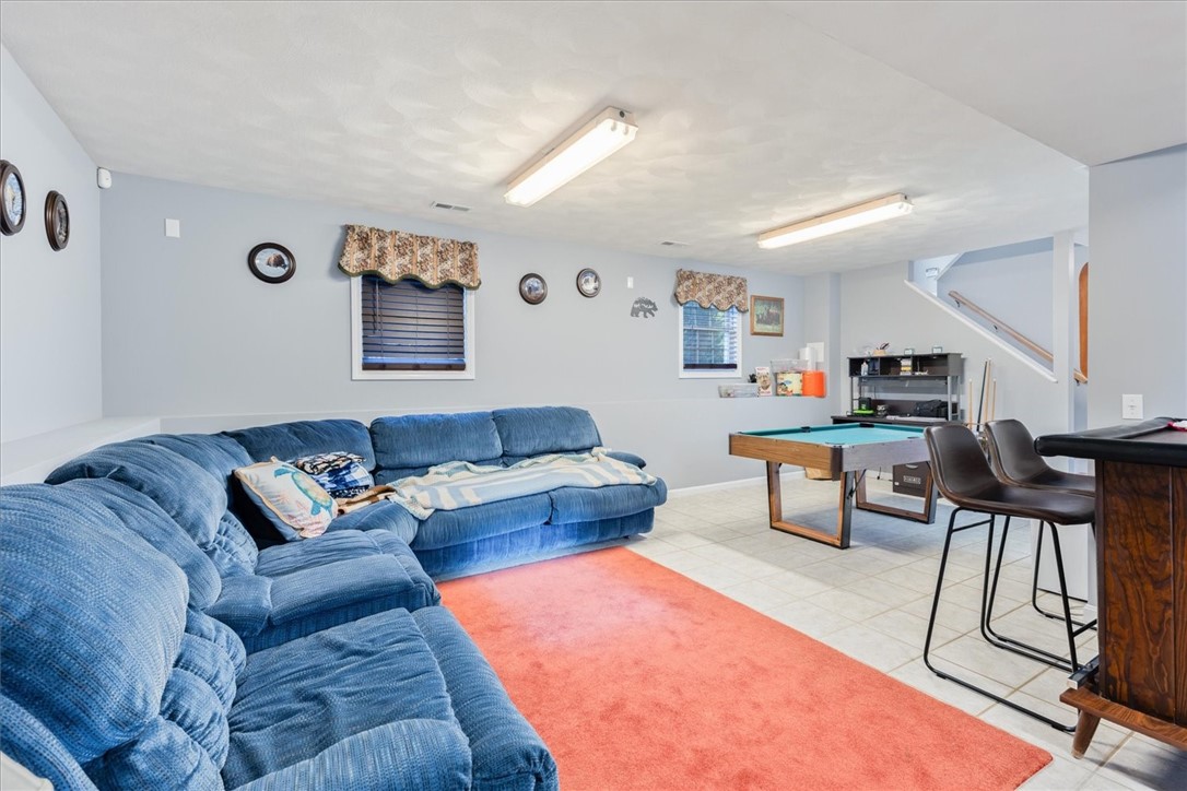 80 Tomahawk Trail Cranston, RI 02921 - Photo 34 of 44